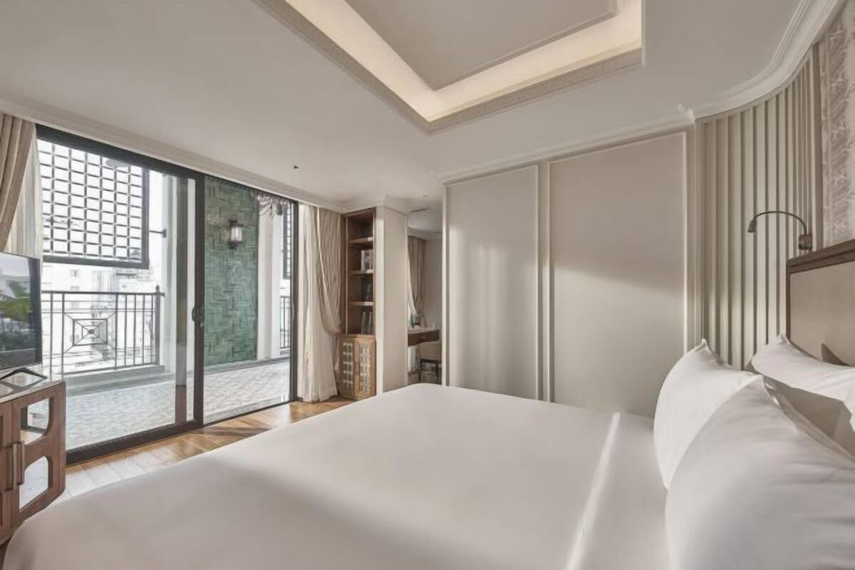 Hochwertige Bettwaren, Daunenbettdecken, Minibar, Zimmersafe