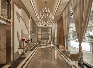 Lobby - La Siesta Premium Saigon (Ho Chi Minh City)