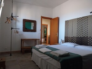 3 soverom, strykejern/-brett, reiseseng for barn og wi-fi (inkludert)