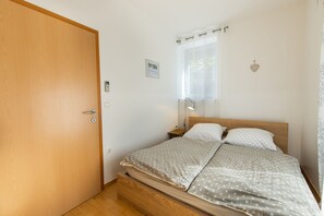 1 Schlafzimmer, Bügeleisen/Bügelbrett, Reisekinderbett, kostenloses WLAN
