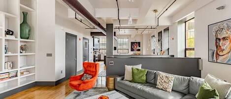 Smart TV, books, music library, stereo