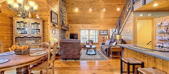 Black Bear Cabin  by Chatuge Home Concierge<br>hot tub, pool table
