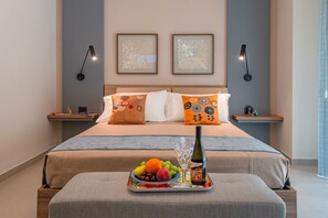 Standaard kamer | Een bureau, gratis wifi, beddengoed