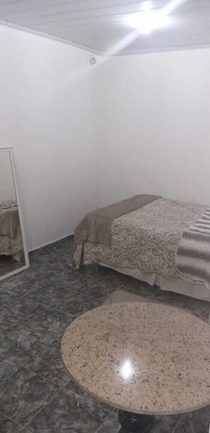 Basic-lejlighed - 1 soveværelse - delvis havudsigt - ved stranden | 1 soveværelse