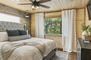 4 habitaciones, tabla de planchar con plancha y wifi gratis 