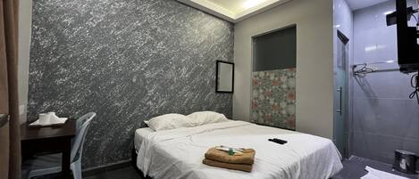 Deluxe Double Room | Free WiFi, bed sheets