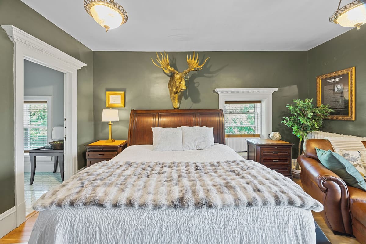 Suite Luxury, 1 letto king, non fumatori, idromassaggio | 1 camera, materassi a doppio strato, con stile personalizzato