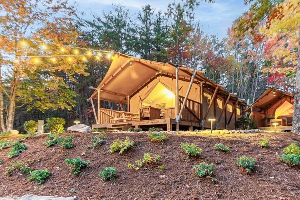 Luxury glamping experience in the Smoky Mountains!