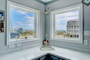 Interior - Pelican Bay on North Topsail Beach (North Topsail Beach)