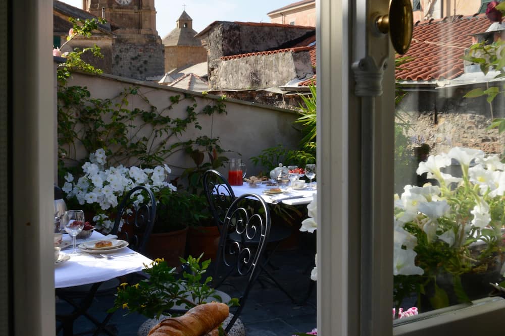 La Terrazza di Vico Olivi B&B