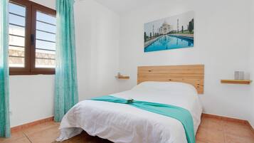 3 habitaciones, tabla de planchar con plancha y wifi gratis