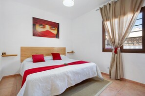 3 camere, ferro/asse da stiro, Wi-Fi gratuito, lenzuola