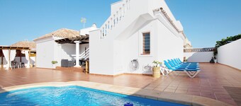 Villa "Baobab" with Mountain View, Pool & Wi-Fi