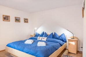 1 室のベッドルーム、WiFi (無料)、ベッドシーツ