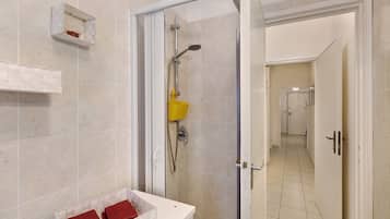 Shower, free toiletries, hair dryer, towels