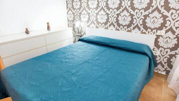 3 habitaciones, tabla de planchar con plancha y wifi gratis