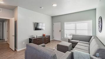 Smart TV, offices