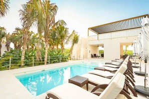 Pool - Unique Modern 2BR steps from the Ocean (Tulum)