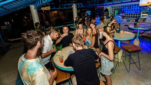 Bar (on property) - Mad Monkey Panglao (Dauis)