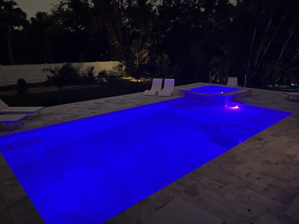 Piscine extérieure, piscine chauffée
