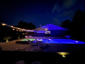 Outdoor pool, a heated pool
