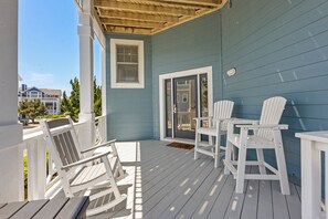 Terrace/patio - White Dolphin: Hot Tub | Pool Access | Dogs OK (Corolla)