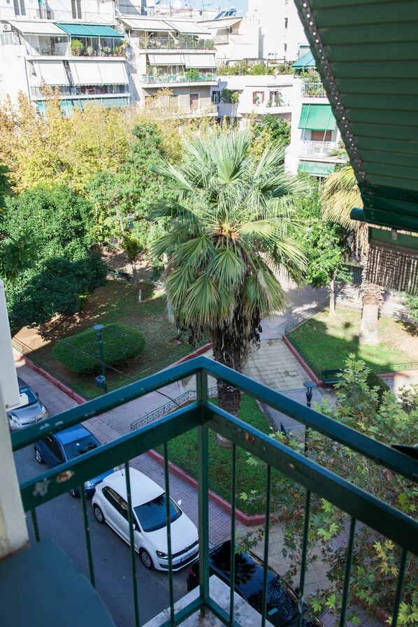 Balcony - Brand new apt in central Athens (Athens)