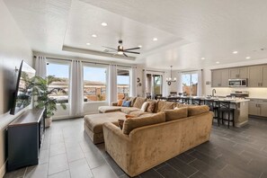 TV, TV-spill, Hulu og bordtennis