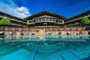 Pool - The Ope! North Hideaway (Bellaire)