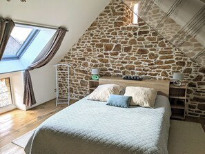 2 bedrooms, desk, iron/ironing board, travel crib - La petite corbière ⭐⭐⭐ Between bocage and sea (Jullouville)