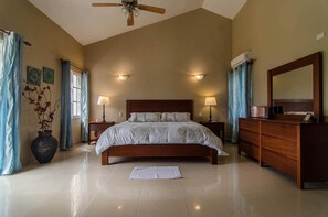 1 bedroom, WiFi, bed sheets, wheelchair access