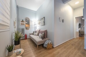 Individually decorated, individually furnished, desk, laptop workspace - City Nest Apartment by Cloudkeys (Athens)