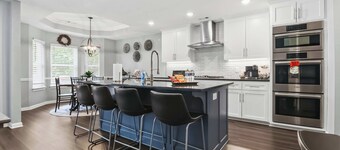 Niagara Retreat in the Heart of NWA