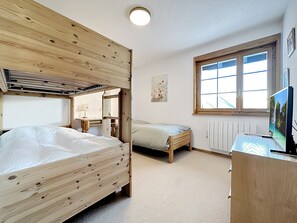 2 chambres, Wi-Fi gratuit, draps fournis