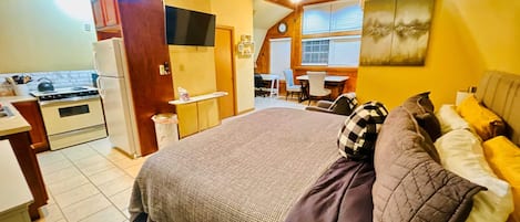 1 chambre, bureau, fer et planche Ă repasser, Wi-Fi