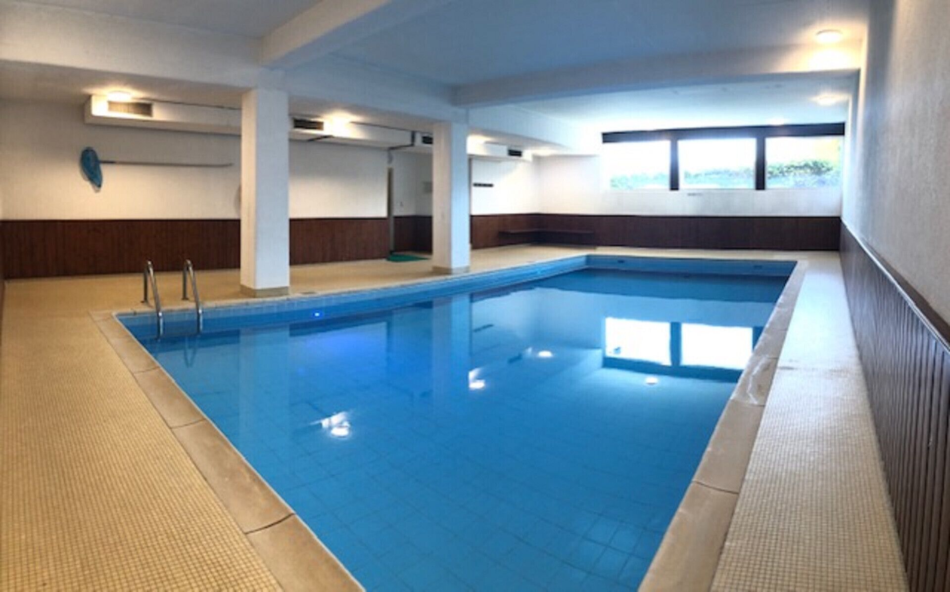 Innenpool, beheizter Pool