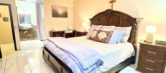 Casa Hidalgo Summary: