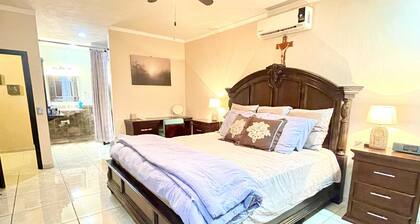 Casa Hidalgo Summary: