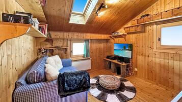 Télévision, cheminée