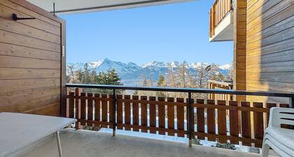 Lift Bear Lodge -4 Valleys- Swiss Alps