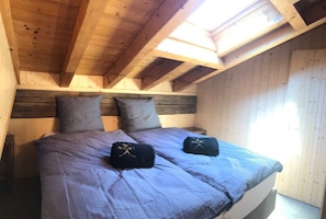 3 dormitorios, wifi gratis, ropa de cama