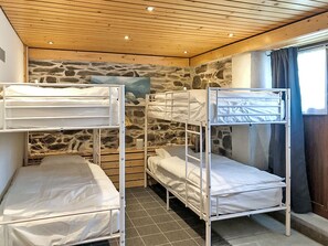 4 dormitorios, wifi gratis, ropa de cama