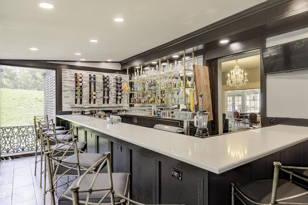 The Inn at Cedar Grove