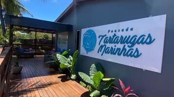 Fachada da propriedade