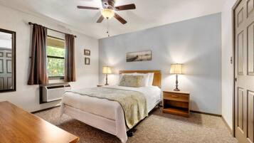 2 bedrooms, bed sheets