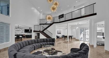 5000Sf Luxe Mansion/Pool/Gameroom