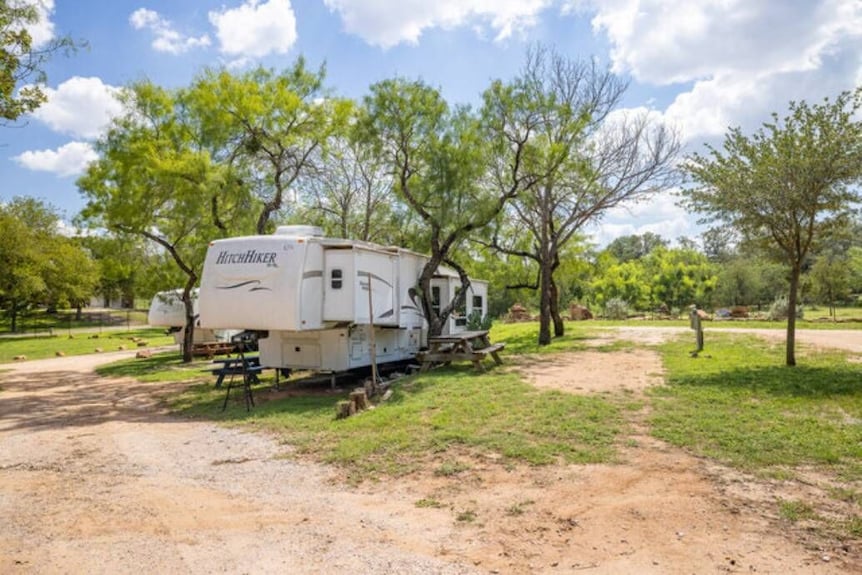 Rv Site - Pull Through 42 - Texas