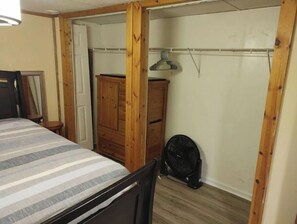 2 bedrooms