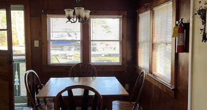 Lake side cabin with dock at Griffis Road Marina