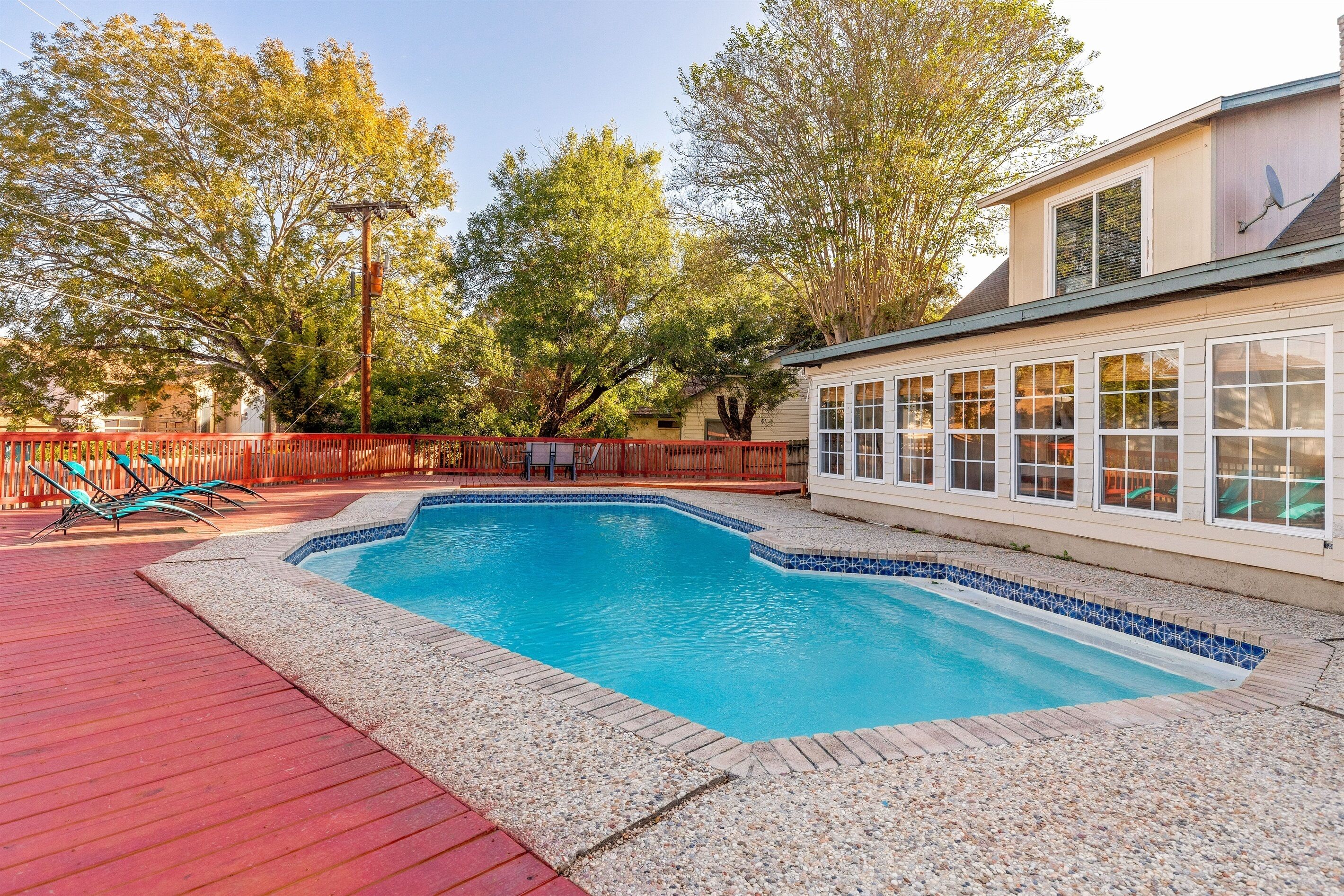Pool & Games | 10min to Downtown | Sleeps Up To 14